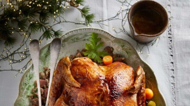 γαλοπούλα-γεμιστή-greek-edition-562788106