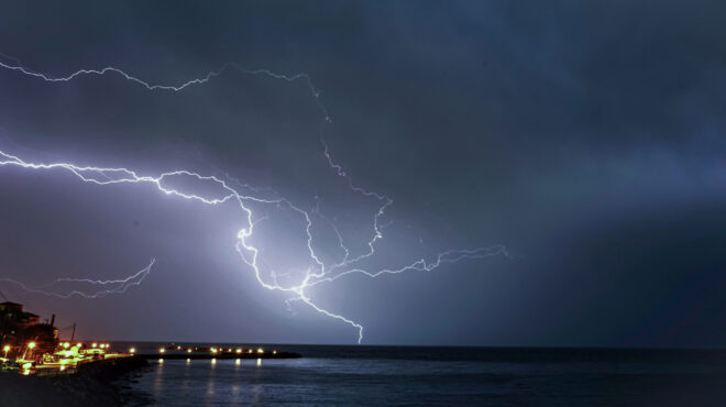 νέο-έκτακτο-δελτίο-από-την-εμυ-ερχον-562763491