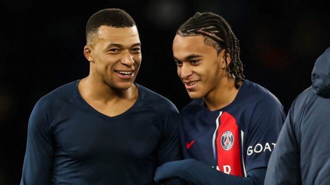 οι-άγνωστοι-συγγενείς-των-γηπέδων-562799944