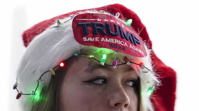 εντός-και-εκτός-η-ζωή-του-αχμέτ-σαδίκ-σ-562790494