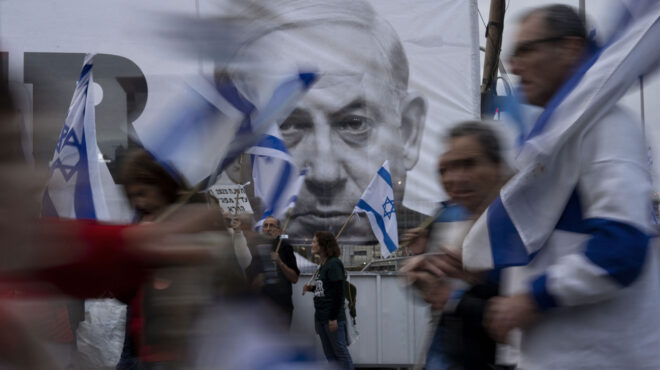 δεξιά-στροφή-των-ισραηλινών-562792981