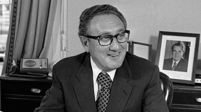 η-αμφιλεγόμενη-κληρονομιά-του-χένρι-κ-562759072