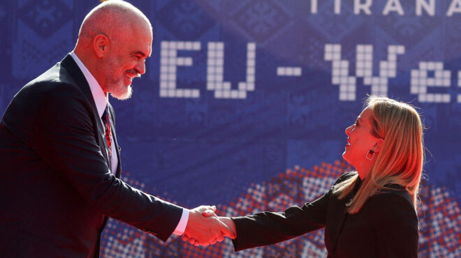 αλβανία-παγώνει-η-έγκριση-της-συμφω-562780960