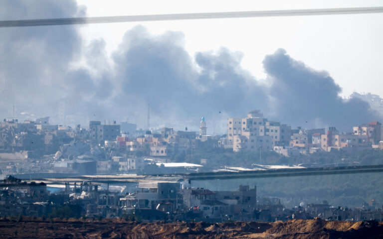 Στο «κόκκινο» ξανά η ένταση στη Γάζα: «Βροχή» από βόμβες και αλληλοκατηγορίες