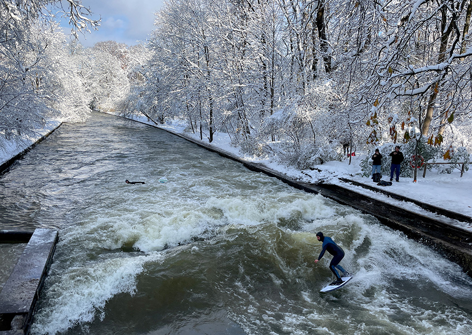 Μανάδες και ο Μεγάλος Ηγέτης-1