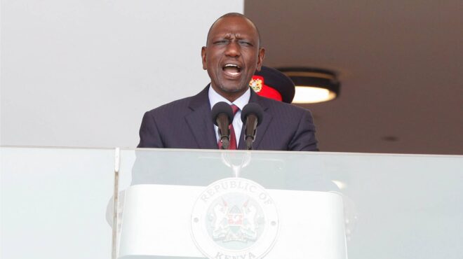 ε-ε-ιστορική-εμπορική-συμφωνία-με-τη-562788679