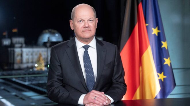 σολτς-κάλεσμα-σε-ενότητα-μετά-τις-πλημ-562809313