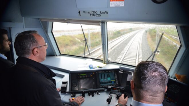 επανεκκίνηση-των-επιβατικών-δρομολο-562787488