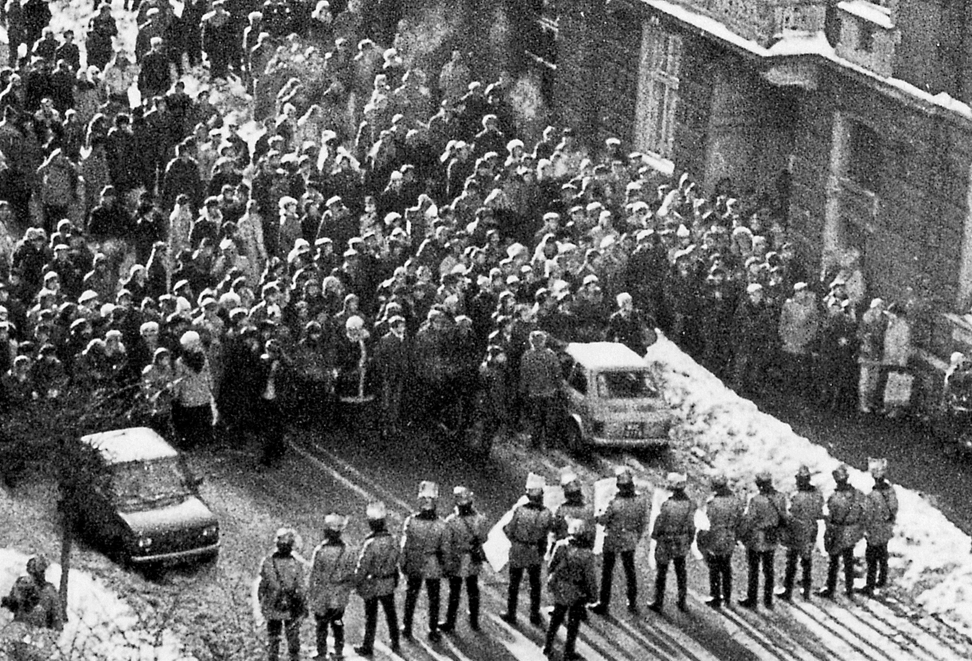 Στρατιωτικό πραξικόπημα σε χώρα κομμουνιστική-1