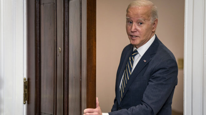 ο-μπάιντεν-ποντάρει-στο-φόβητρο-του-τρ-562775296