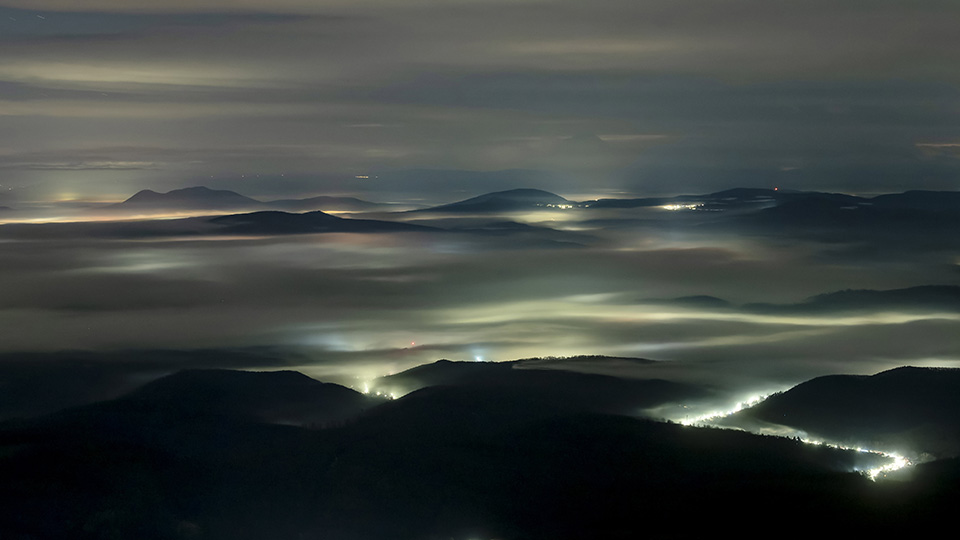 Μακριά από τα καρτέλ-4