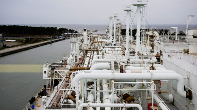 λογαριασμοί-ενέργειας-μειώνονται-ρε-562799692