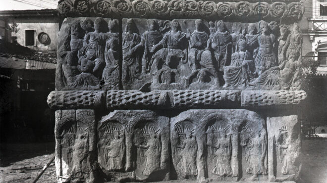 σπάνια-φωτογραφικά-ντοκουμέντα-των-α-562759408