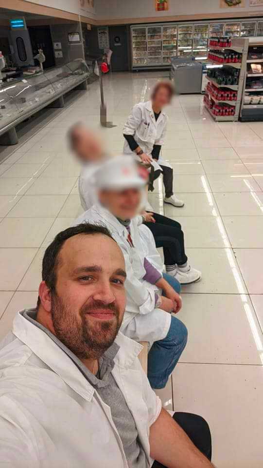 Δουλεύοντας στις γιορτές: Ο φόρτος εργασίας, η ικανοποίηση των πελατών και η προσμονή για ξεκούραση-3