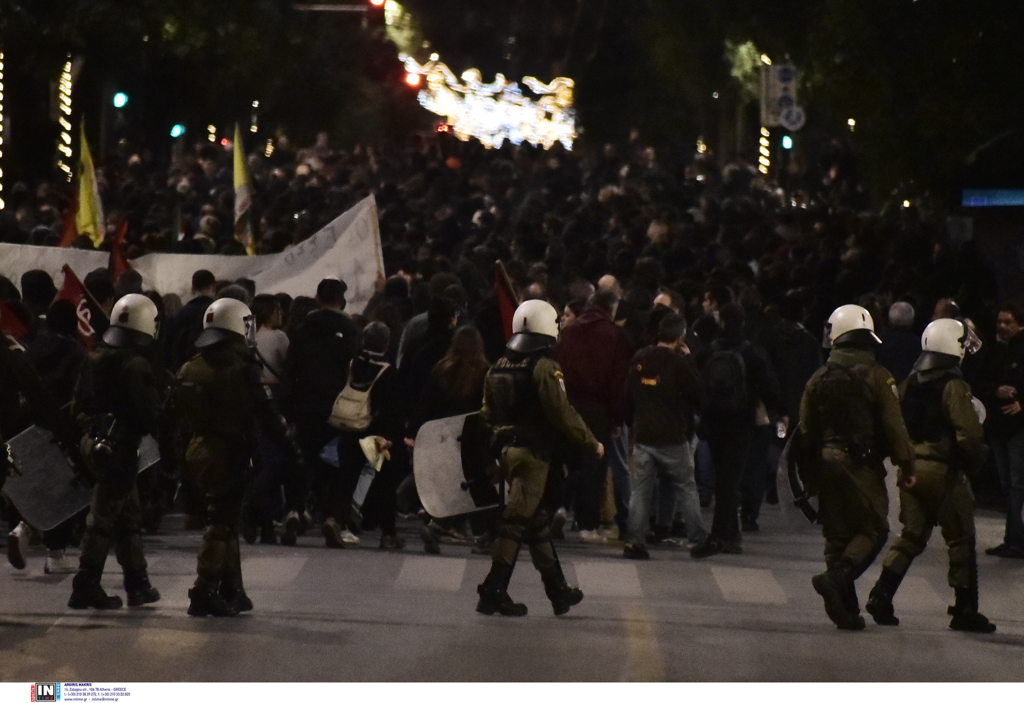 Επέτειος δολοφονίας Γρηγορόπουλου: Εικόνες από την πορεία στην Αθήνα-4