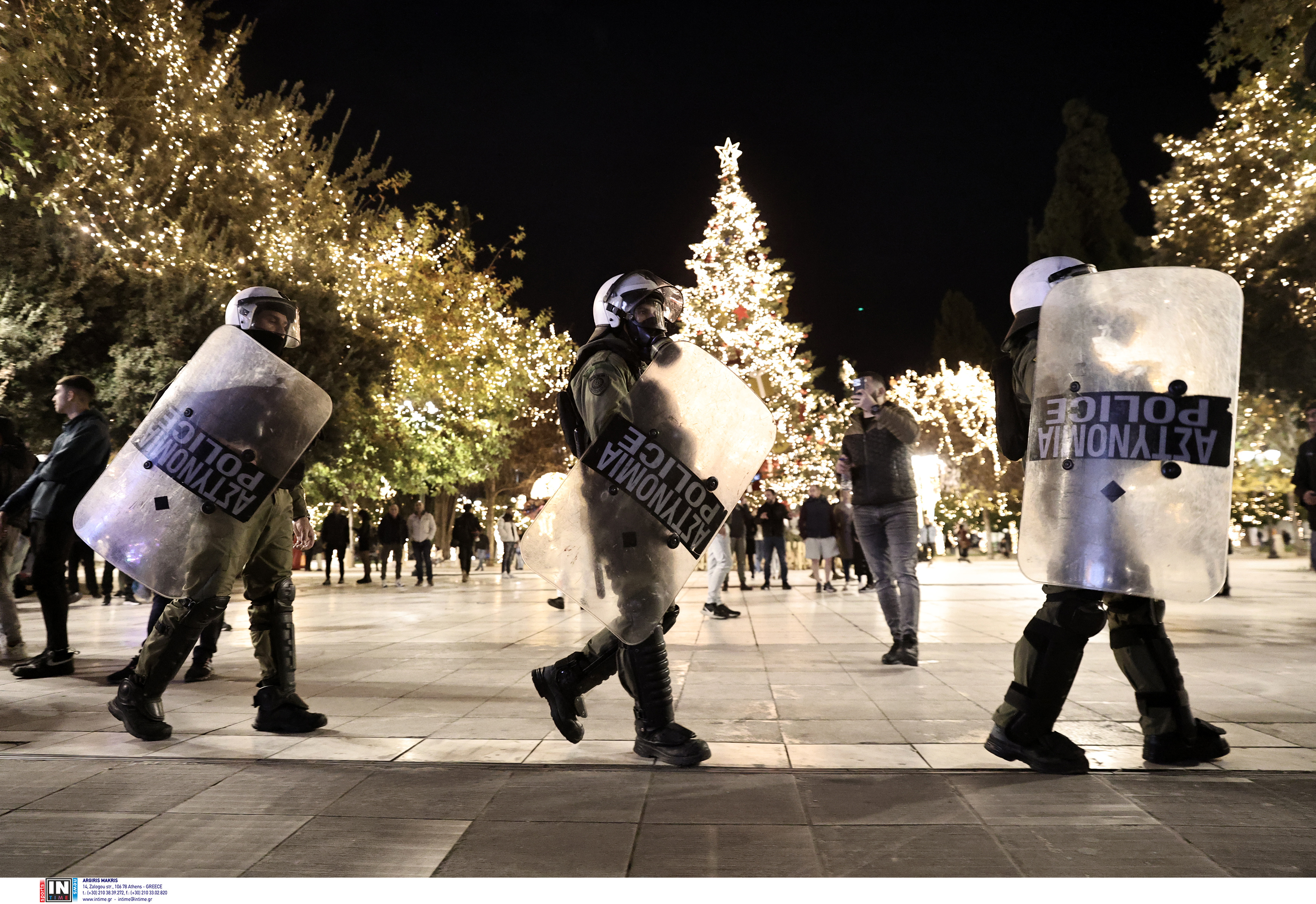 Επέτειος δολοφονίας Γρηγορόπουλου: Εικόνες από την πορεία στην Αθήνα-3