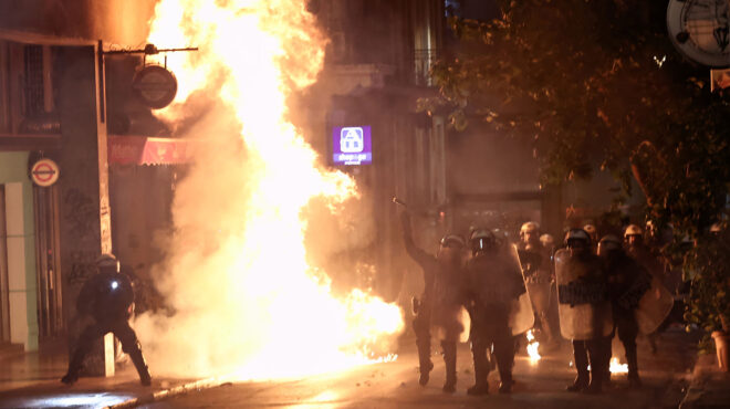 εξάρχεια-ενταση-μετά-το-τέλος-της-πορε-562768372