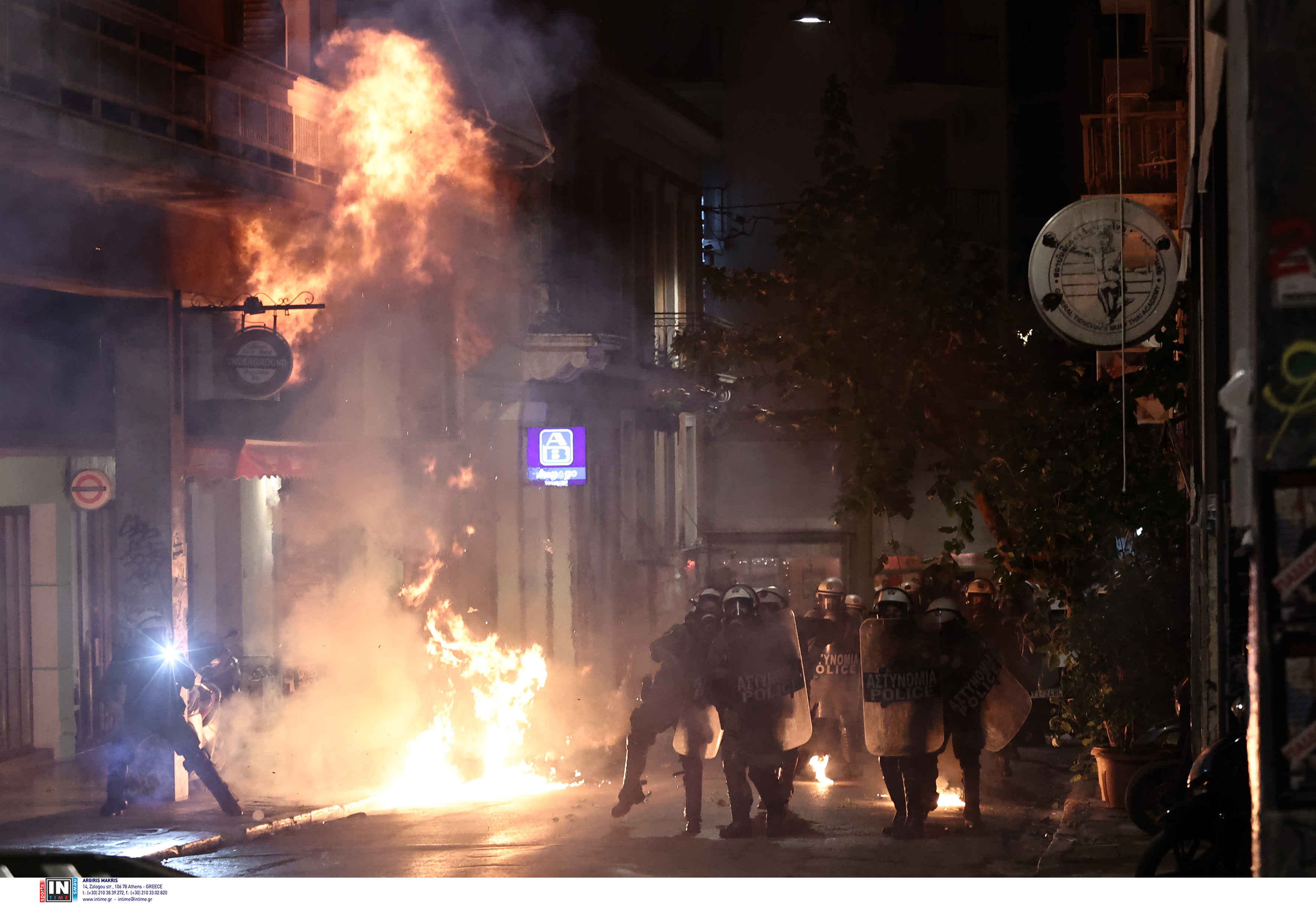 Επέτειος δολοφονίας Γρηγορόπουλου: Εικόνες από την πορεία στην Αθήνα-6