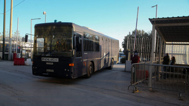 ρέντης-στο-μικροσκόπιο-των-αρχών-40-άτο-562774822