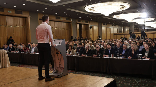 διελκυστίνδα-κασσελάκη-τσακαλώτου-562774939