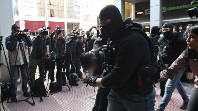 επεισόδια-στου-ρέντη-προφυλακιστέος-562782328