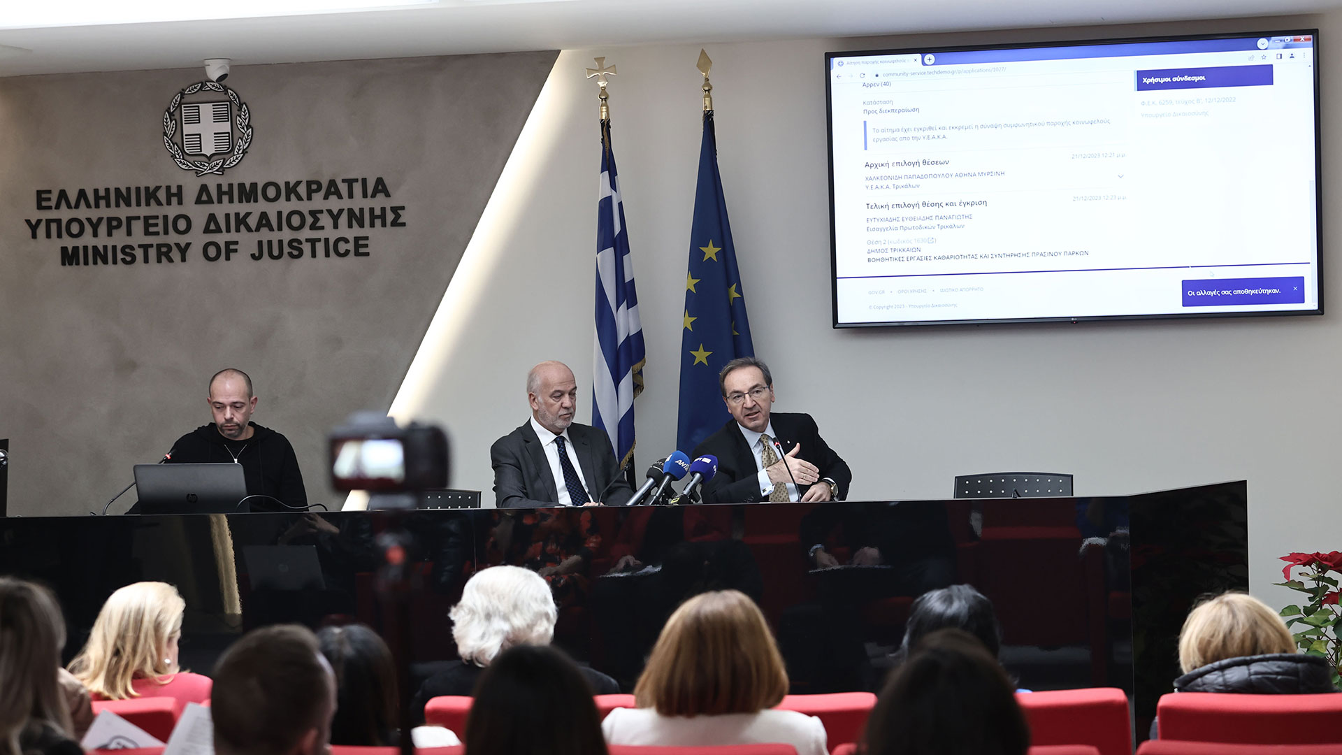 Γ. Φλωρίδης: Δύο ώρες κοινωφελούς εργασίας για μία μέρα φυλακής-1