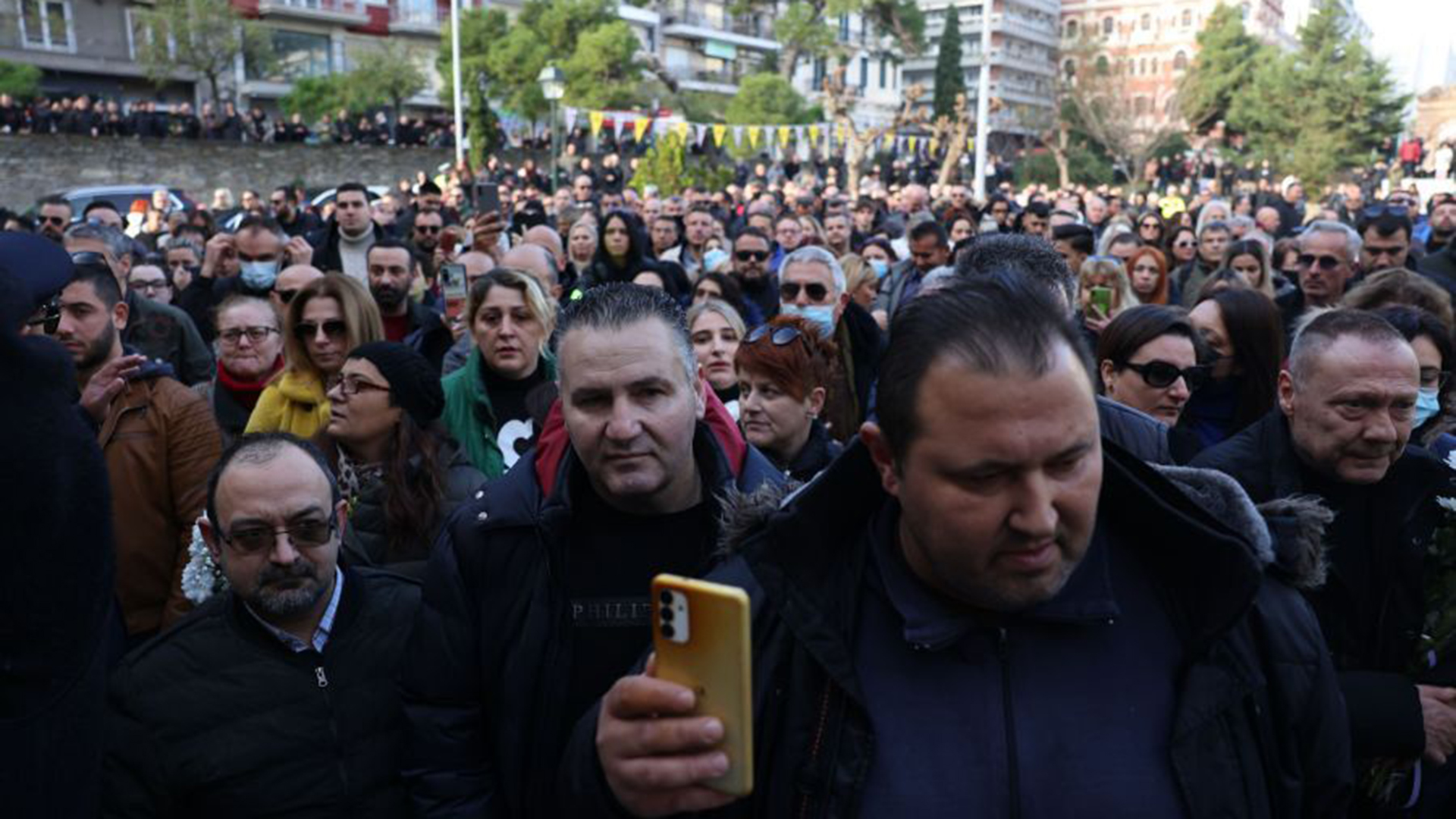 Το τελευταίο «αντίο» στον Βασίλη Καρρά-1