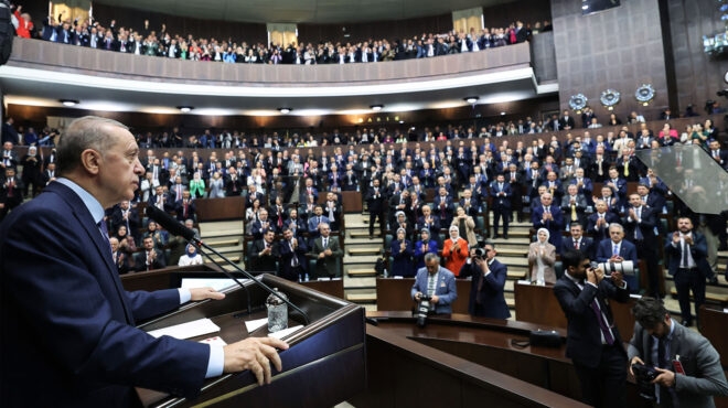 πιο-κοντά-στο-νατο-η-σουηδία-562803586