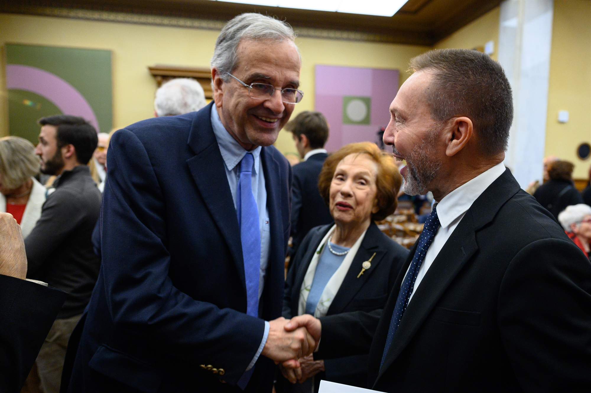 Συλλεκτικό νόμισμα της ΤτΕ για τα 150 χρόνια από τη γέννηση του Καραθεοδωρή-3