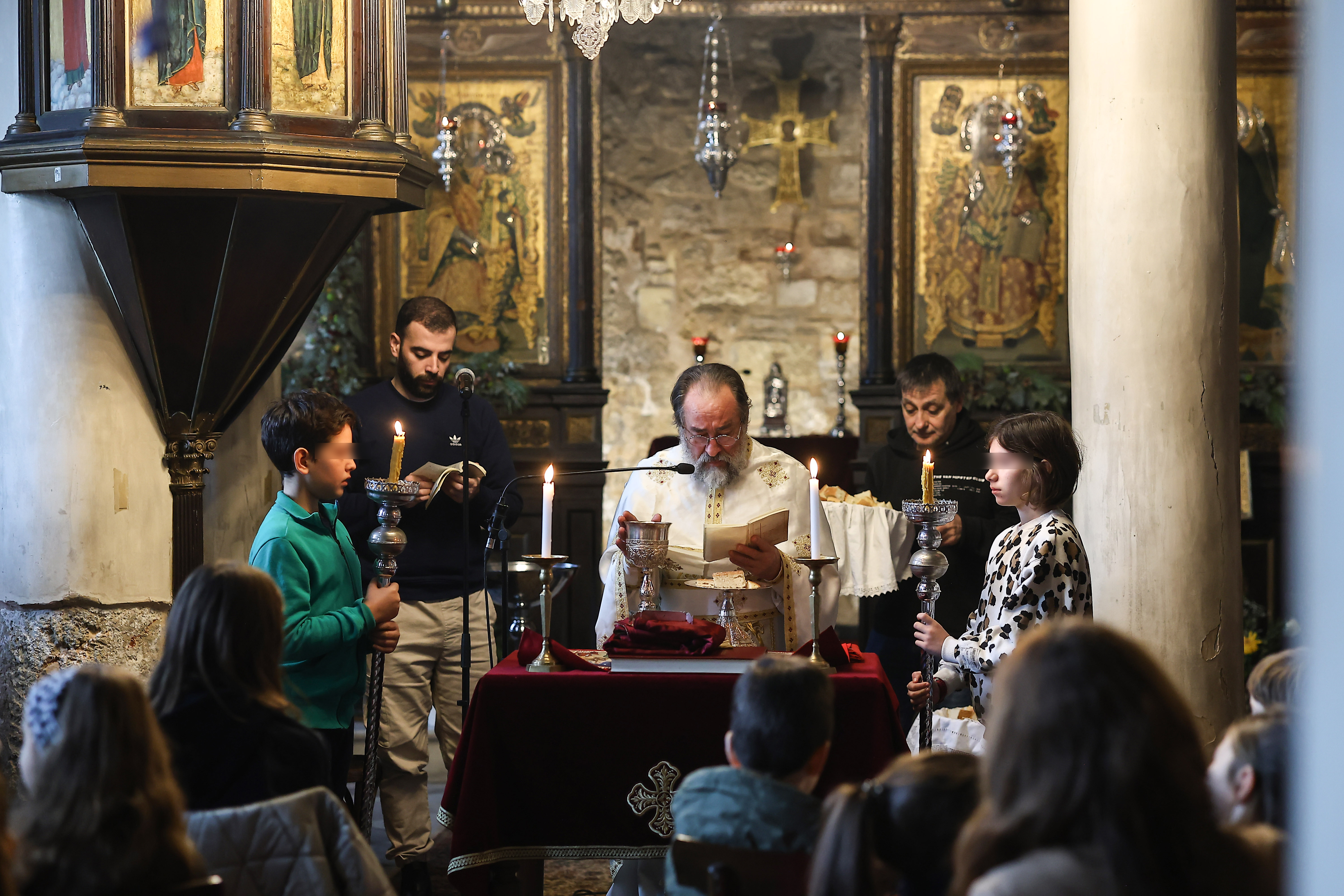 «Κάποια στιγμή ο Θεός σε καλεί» – Εκείνοι που φόρεσαν ράσο σε μεγάλη ηλικία-1