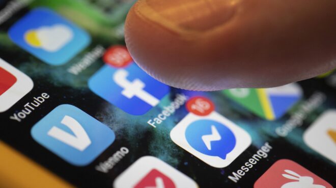 πώς-η-αι-παράγει-πορνογραφία-562805665