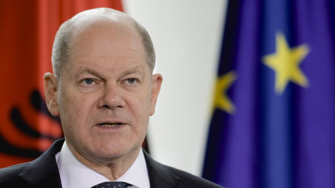 σολτς-οι-μεταρρυθμιστικές-προσπάθει-562780786