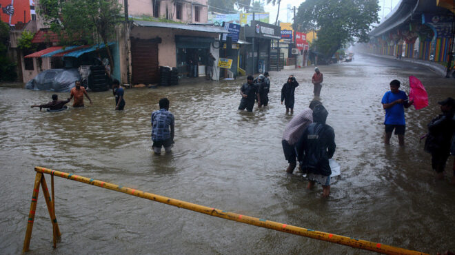 ινδία-περιμένοντας-τον-κυκλώνα-562763509