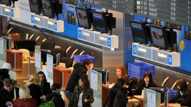 βουδαπέστη-ταλαιπωρία-για-δεκάδες-ελ-562800535