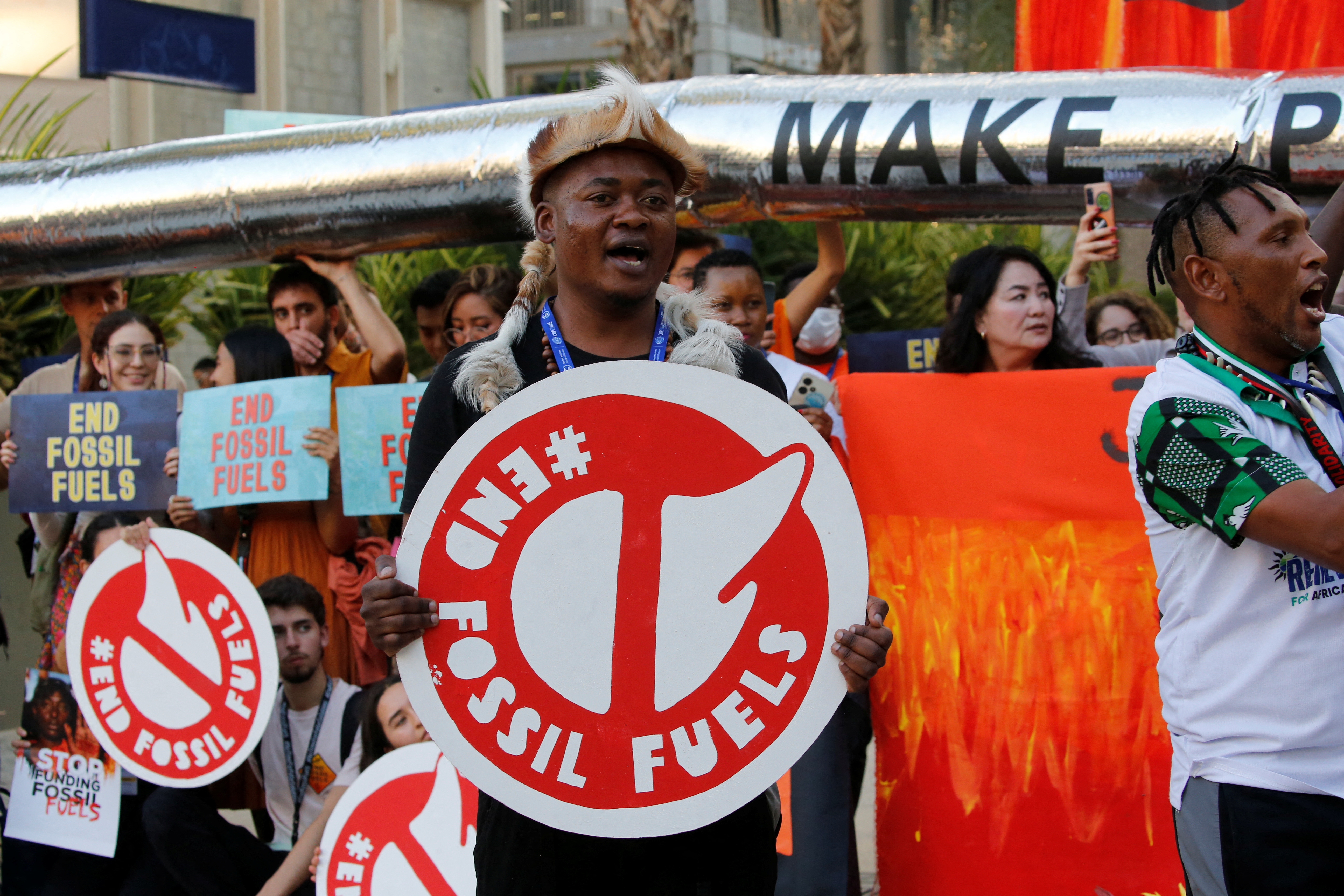 COP28: Είναι η συμφωνία για τη σταδιακή κατάργηση των ορυκτών καυσίμων «ιστορική»;-2