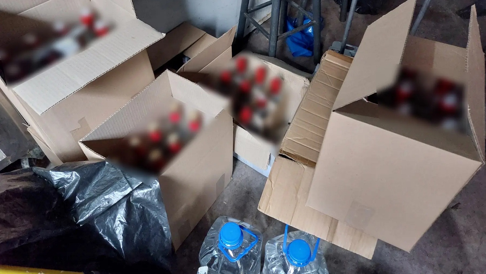 Δύο συλλήψεις για ποτά-μπόμπες από την παραγωγή στην κατανάλωση-1