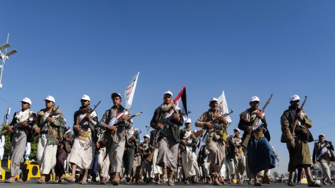 ερυθρά-θάλασσα-γαλλική-φρεγάτα-κατέρ-562775509