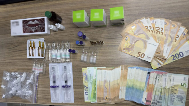 σύλληψη-τριών-ατόμων-για-παράνομες-αι-562775101