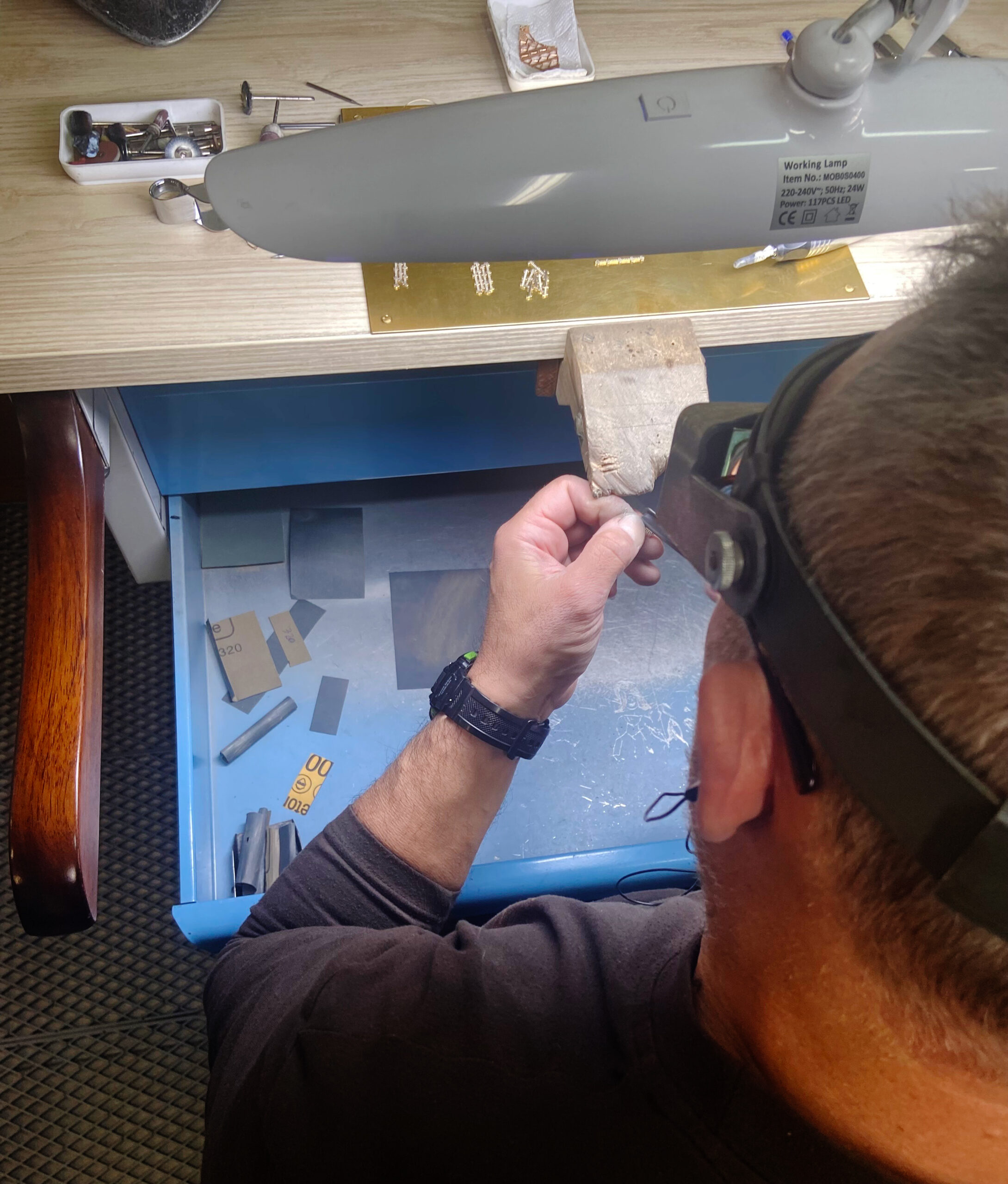 στην-ελλάδα-σήμερα-κανείς-δεν-θέλει-ν-562791559