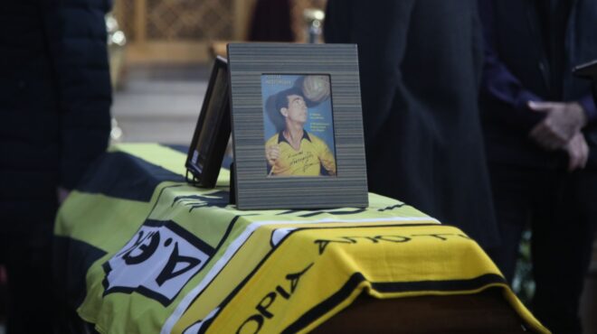 η-αεκ-είπε-αντίο-στον-θρυλικό-κώστα-ν-562787653