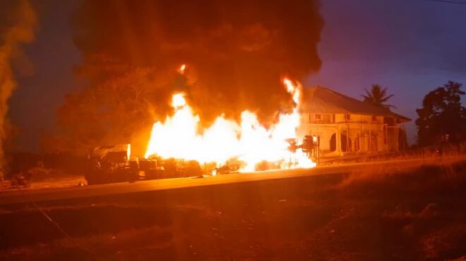 λιβερία-βυτίο-τιμωρεί-με-θάνατο-δεκ-562803853