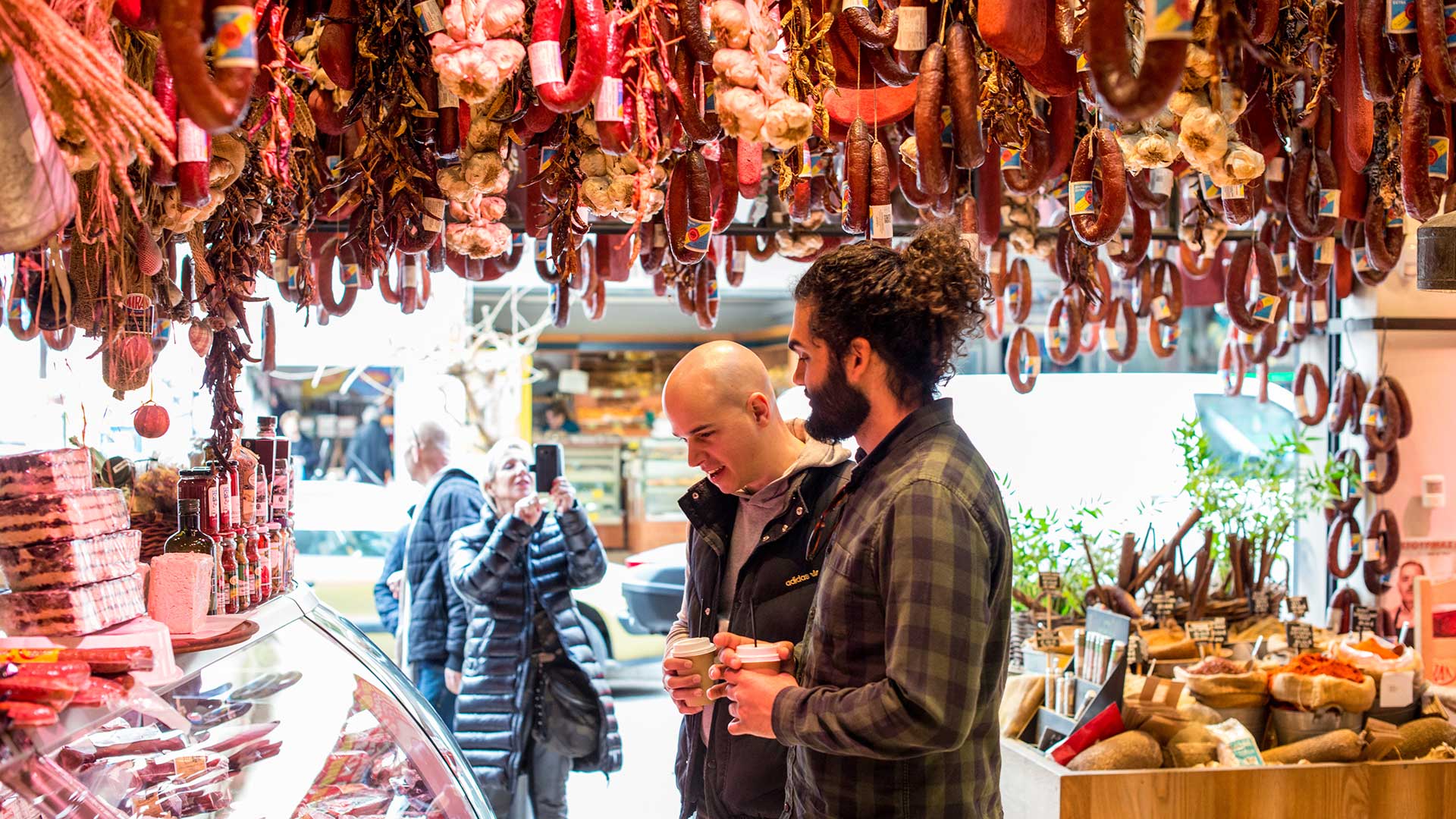 Ραντεβού στο τυράδικο: Σε αυτά τα 12 μαγαζιά βρήκαμε τα πιο ωραία τυριά για τις γιορτές-3