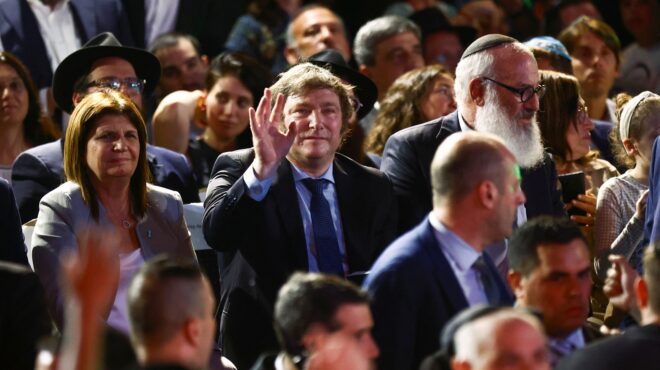 αργεντινή-η-κυβέρνηση-μιλέι-προχωρά-σ-562779886