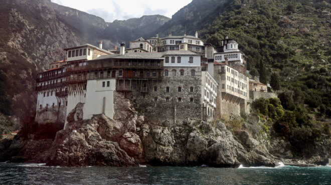 η-ιστορική-μνήμη-του-αγίου-ορους-562782748