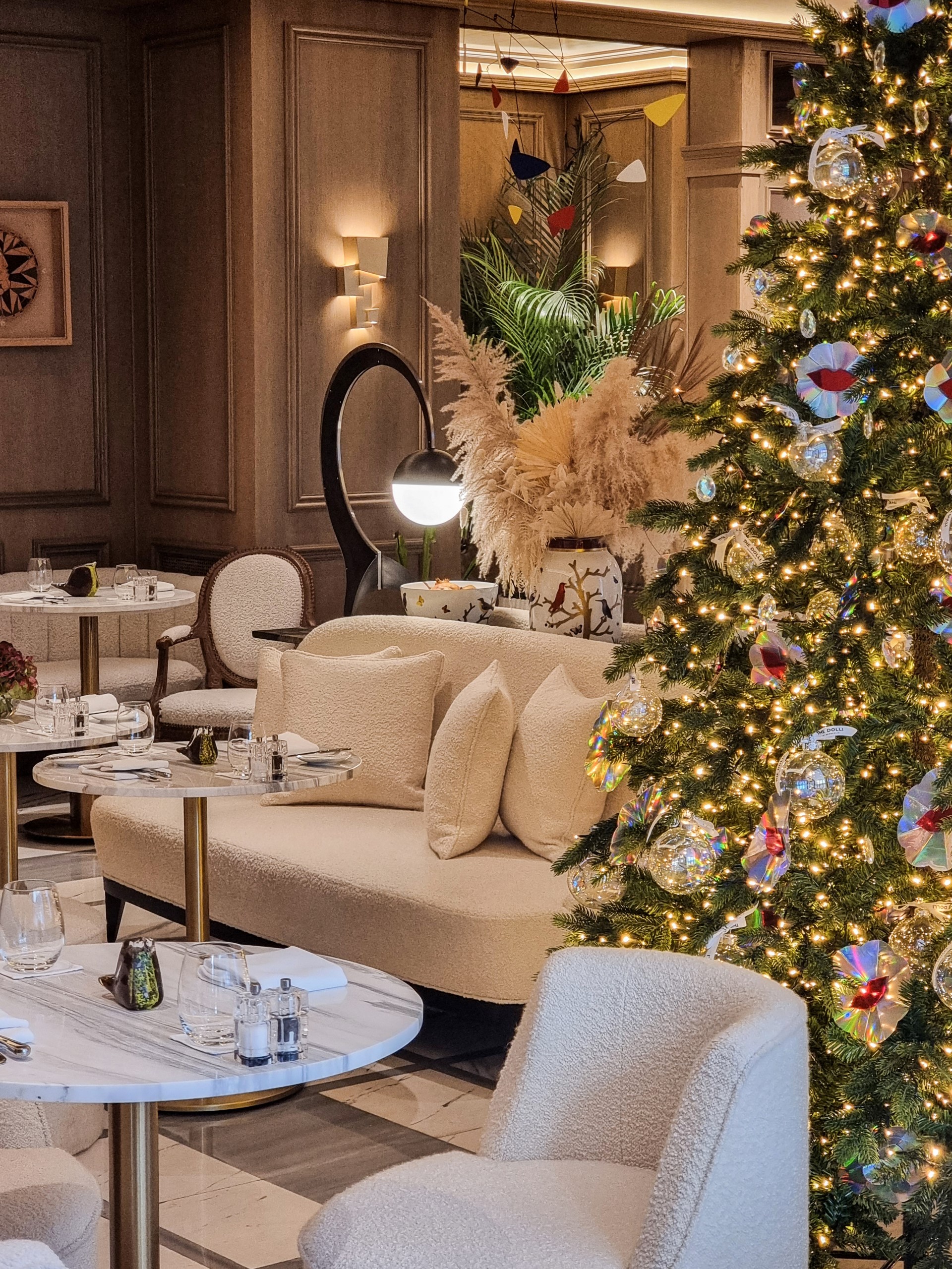 Το THE DOLLI γίνεται ο πιο λαμπερός εορταστικός προορισμός στην Αθήνα-3