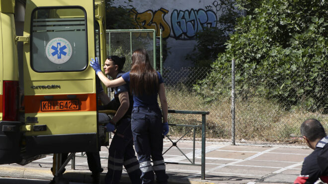 μπαράζ-τροχαίων-ατυχημάτων-στην-αττι-562784185