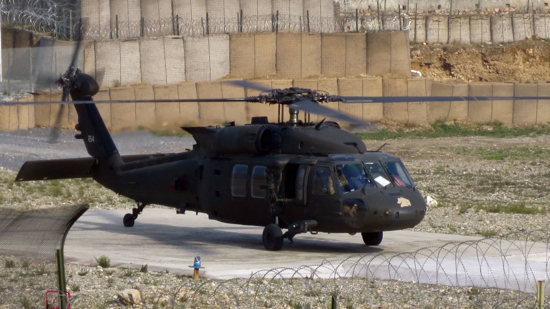 Explainer: Τι φέρνει η έγκριση του Στέιτ Ντιπάρτμεντ για τα ελικόπτερα Blackhawk;-3