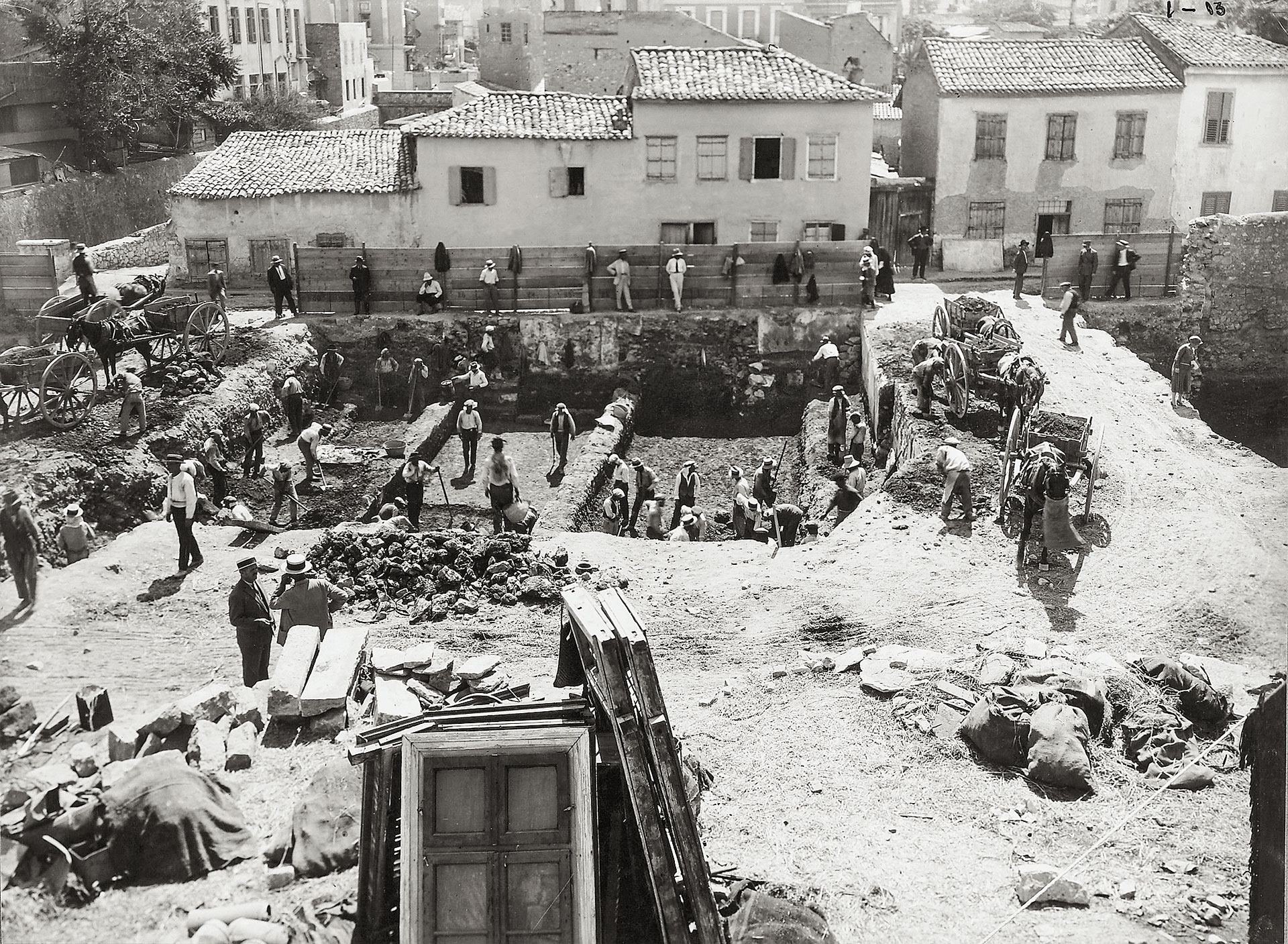 Μεγάλες ανακαλύψεις – Η σκαπάνη των αρχαιολόγων-1