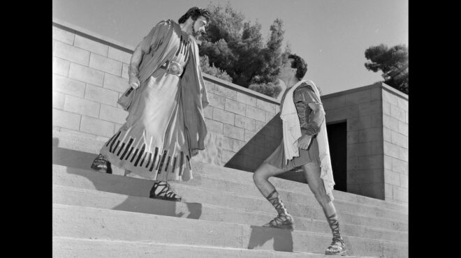 μεγάλες-πρεμιέρες-εις-το-θέατρον-τη-562770031