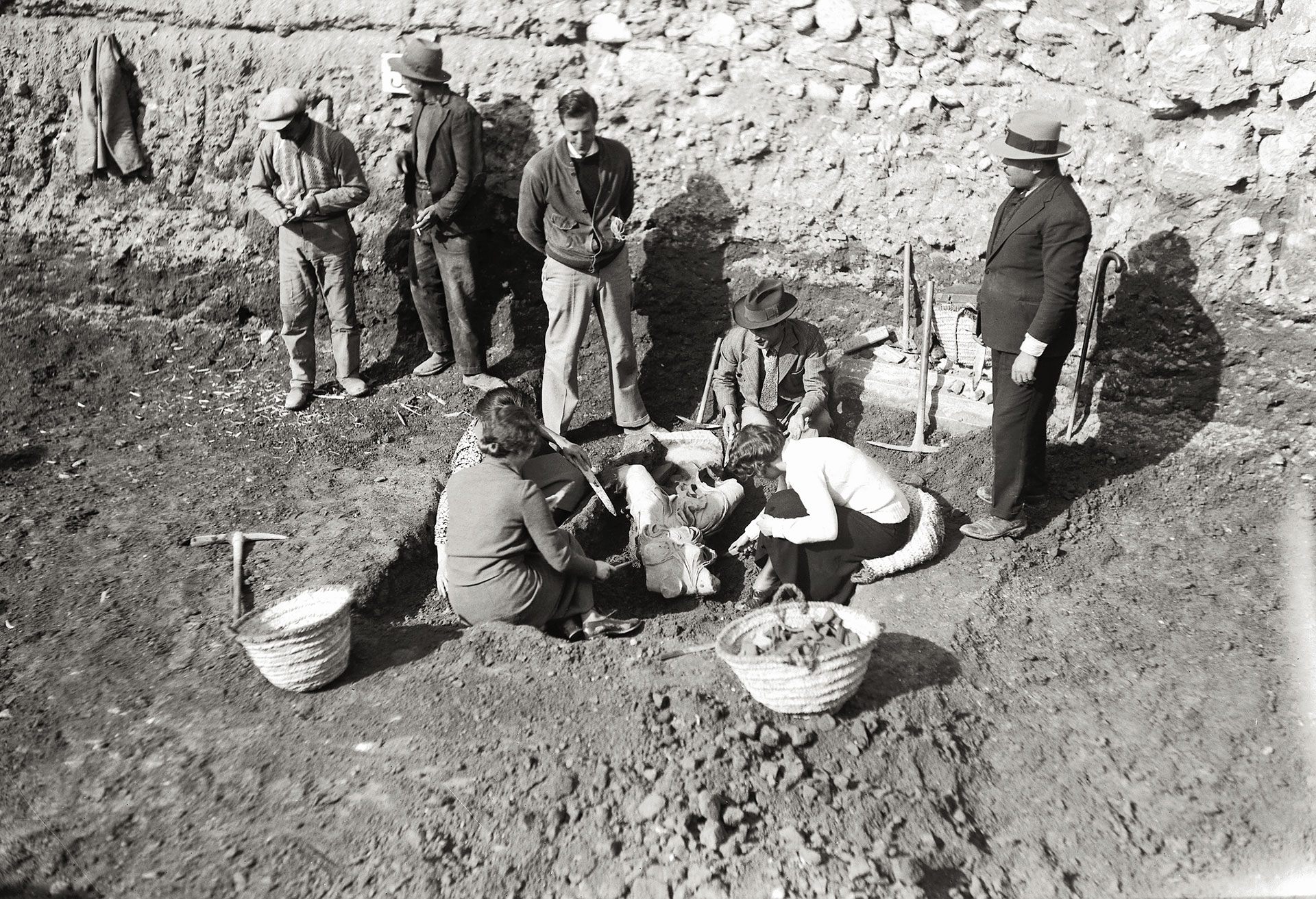 Μεγάλες ανακαλύψεις – Η σκαπάνη των αρχαιολόγων-2